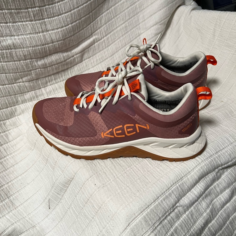 Keen Versacore Waterproof Hiking Shoe Rose, Brown, Tangerine - Picture 2 of 6